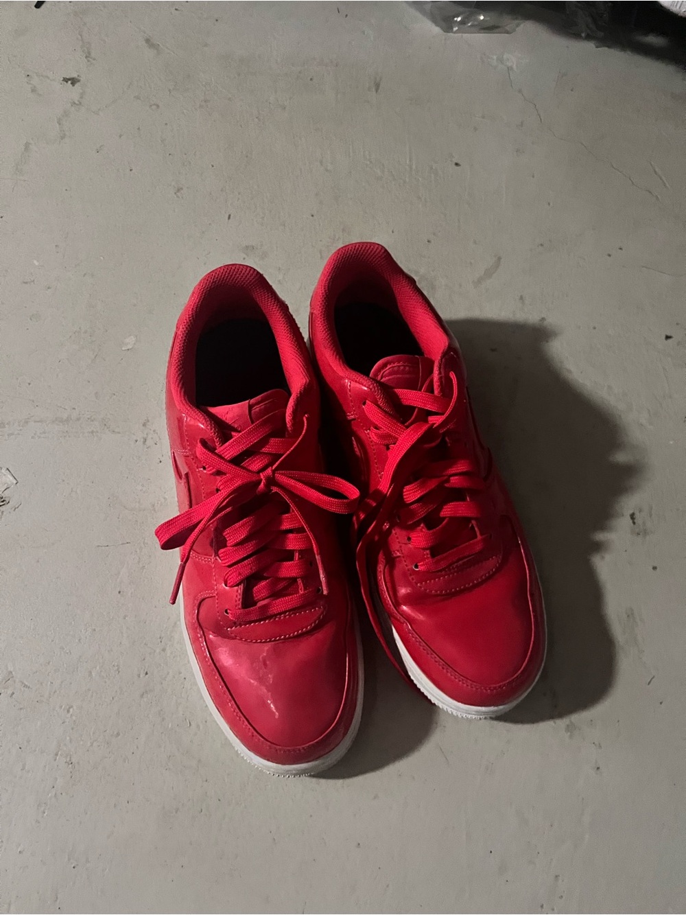 Nike AF1 Low Bright Coral Athletic Sneakers